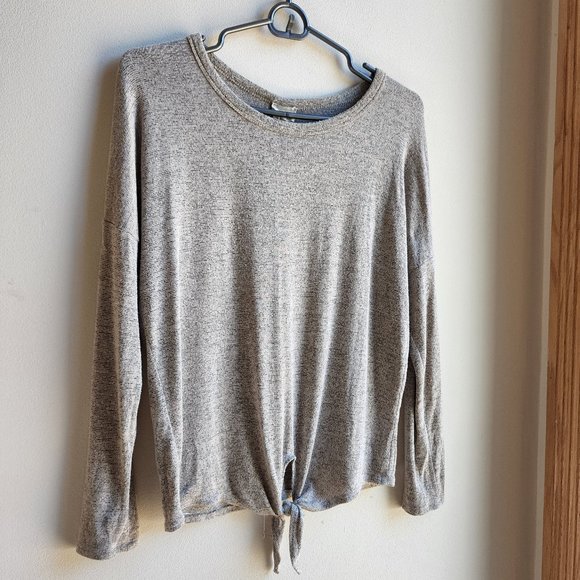 Caution To The Wind Tops - Caution To The Wind Light Gray Scoop Neck Tie Jersey Size Medium